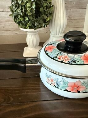 Floral White Enamel Saucepan with Lid and Black Handle